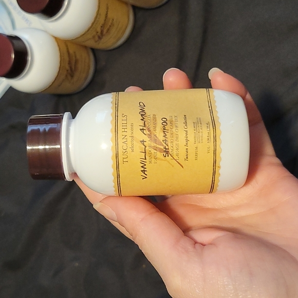 Tuscan hills set of shampoo - Picture 2 of 10